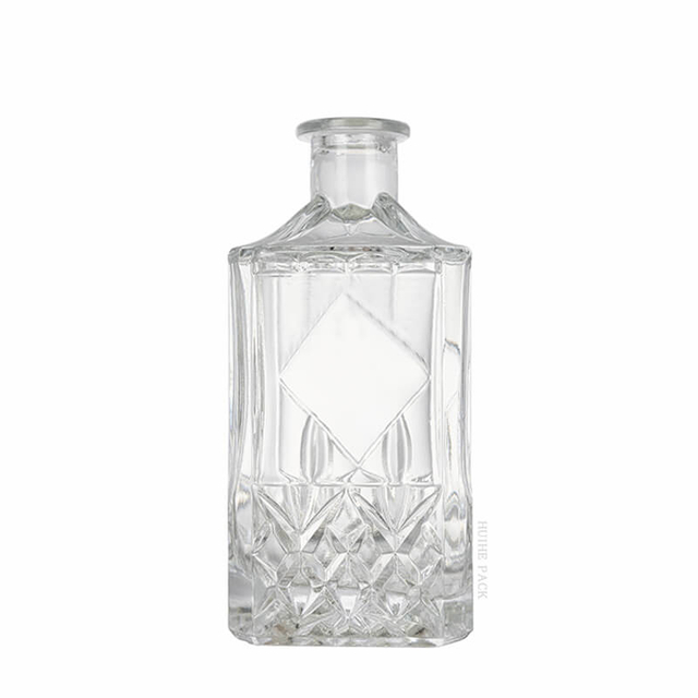 Angular Edges Diamond-Pattern Square Glass Liuqor Bottle