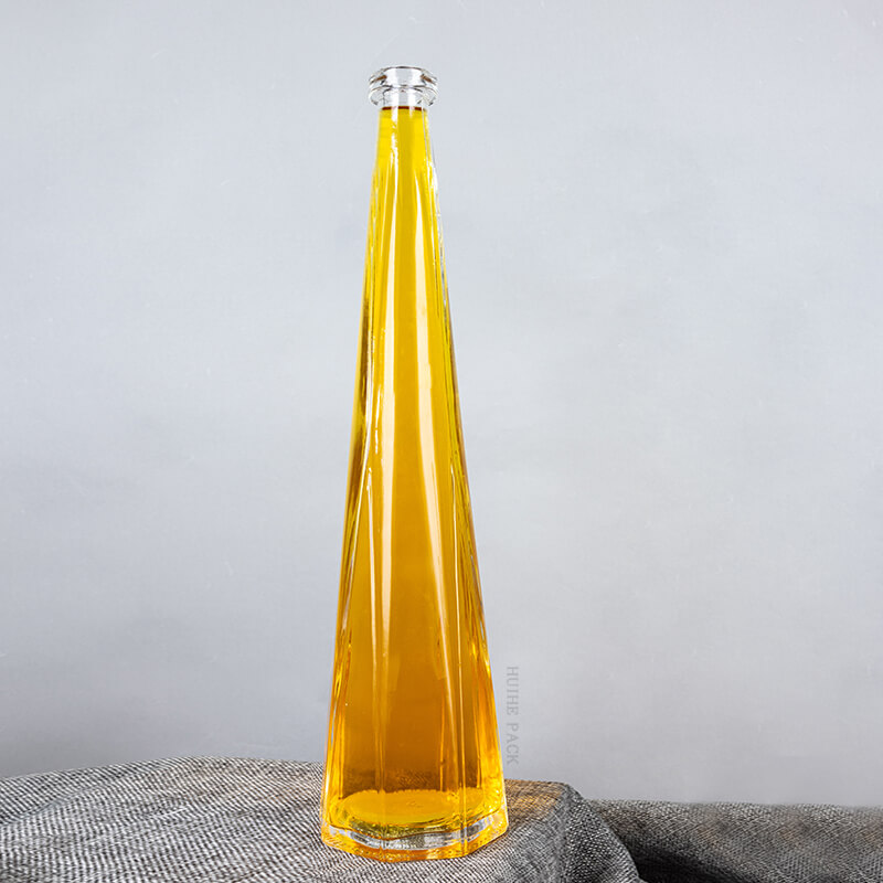 700ml Irregular Transparent Glass Vodka Bottle with Corks