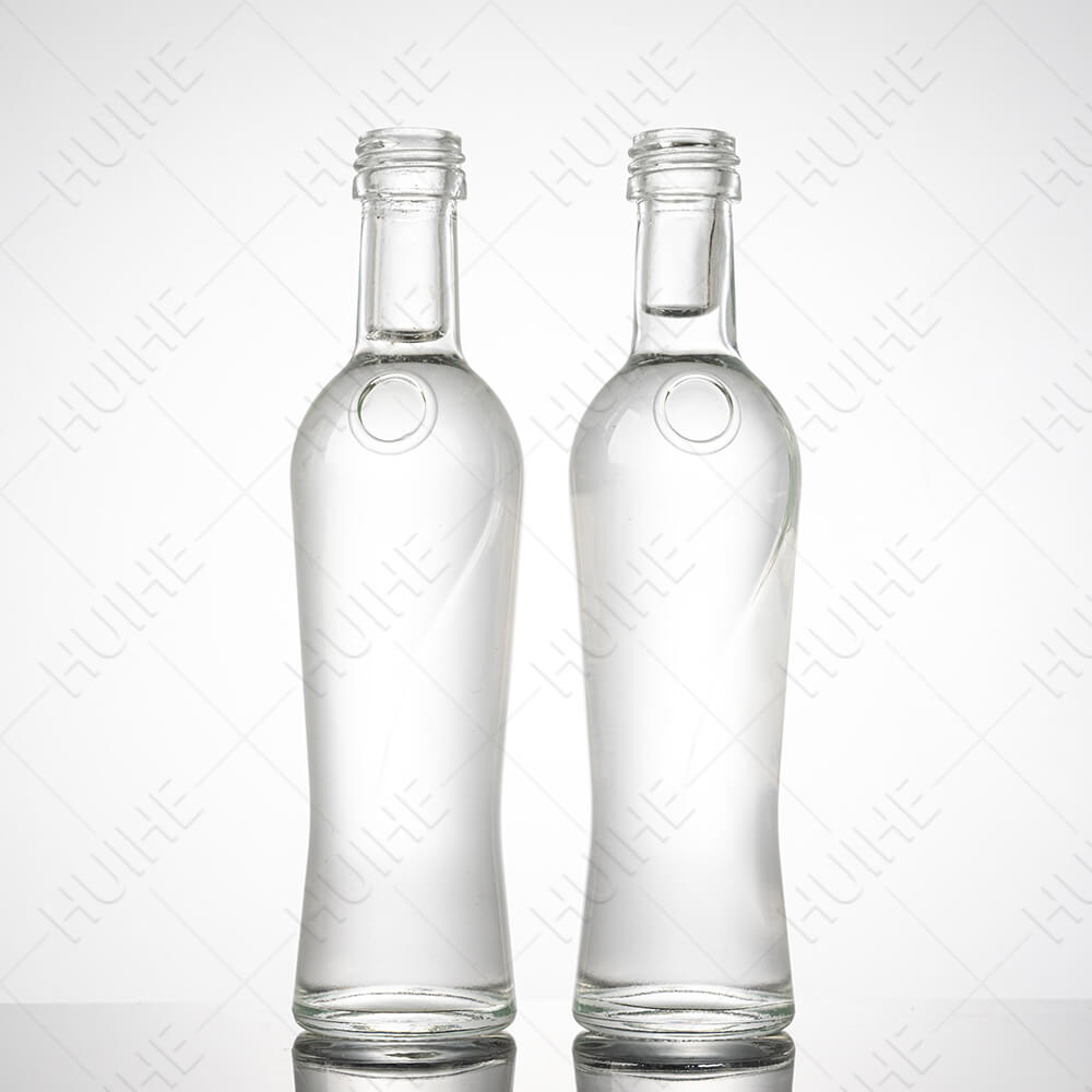 50ml miniature spirits bottle easy to hold (7)