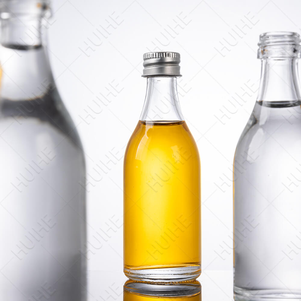 50ml small alcohol bottles (8)