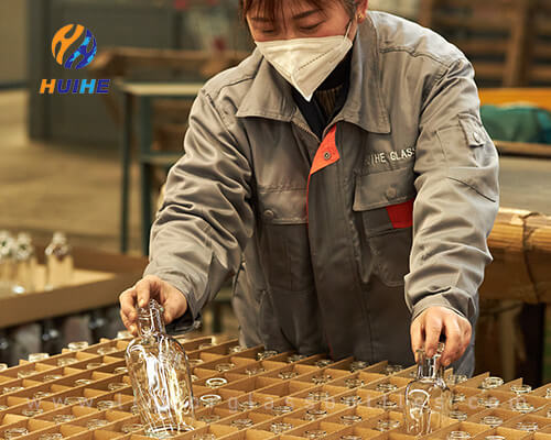 8. Seaworthy & Anti-Scratch Packaging