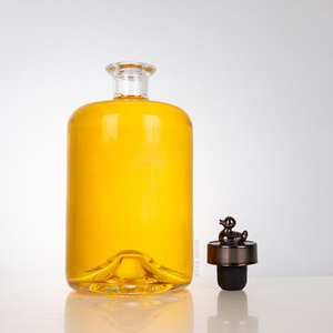Indented Bottom Rounded Short Cylinder Rum Bottle with Design Corks