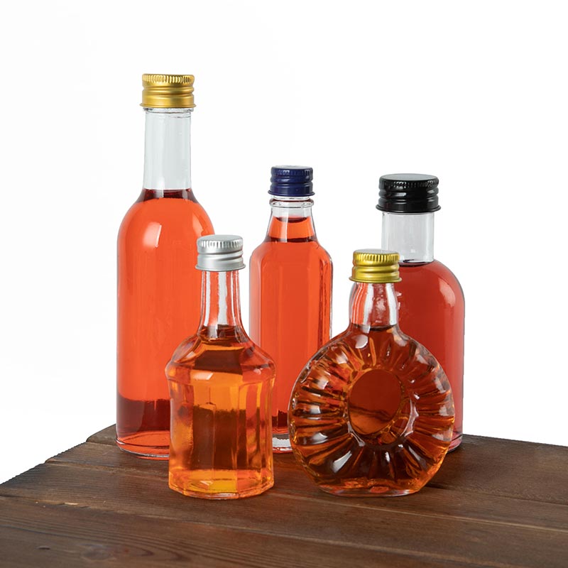 Mini Glass Liquor Bottle with Screw Cap (4)