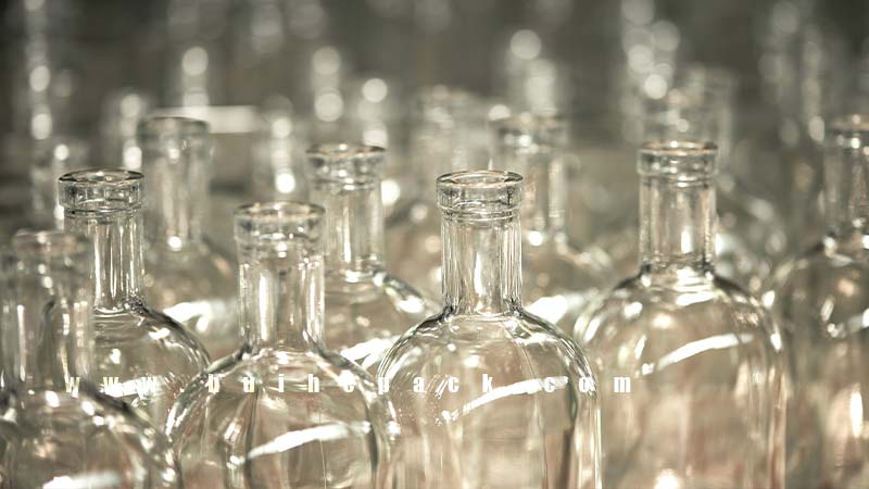 Round vs Square Whisky Bottles - bottle shipping