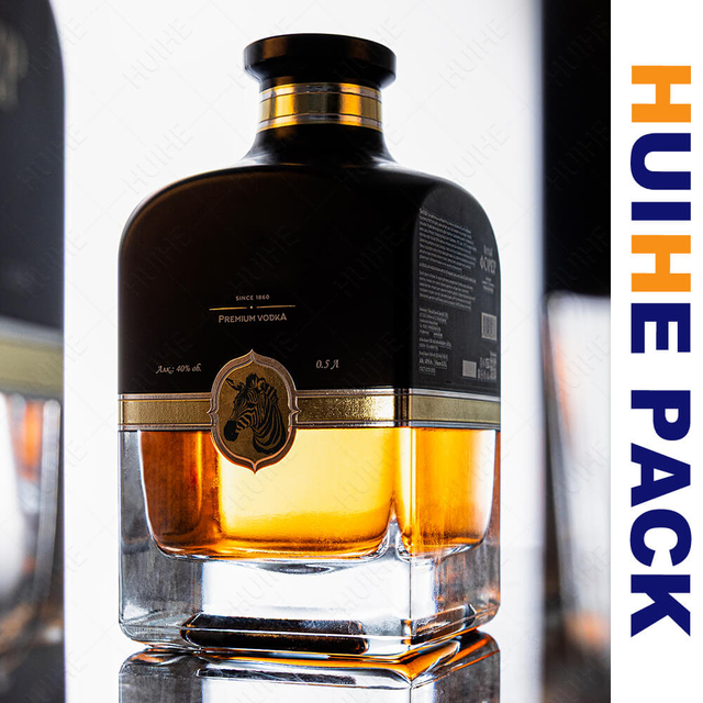 500ml 700ml Matte Black Design Square Glass Whisky Bottle