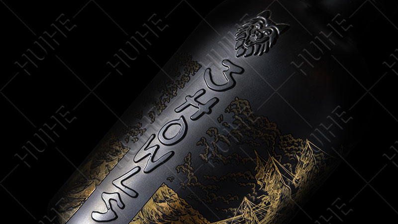 Custom vs Standard Glass Bottles-embossed process