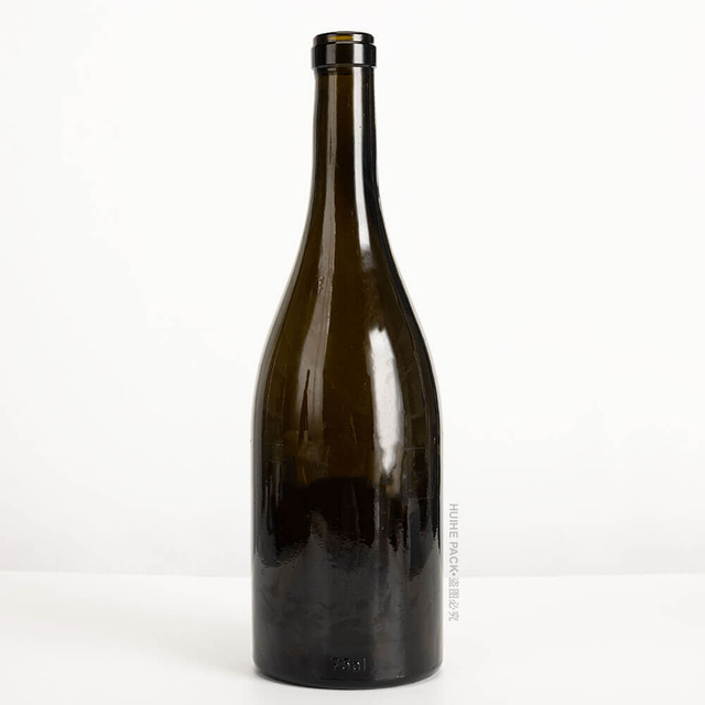 Proppede m&oslash;rk farve Bourgogne glas vinflasker i bulk