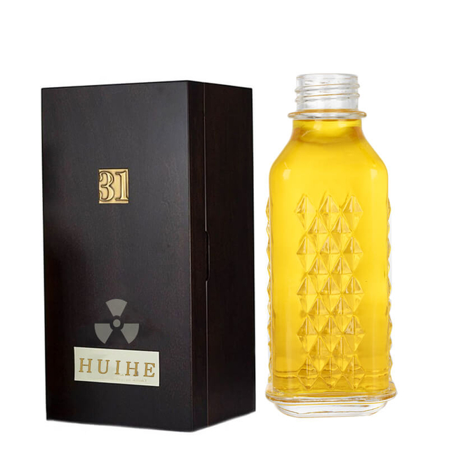 Padr&atilde;o em relevo de 650ml de garrafa de licor de vidro semelhante a diamante com corti&ccedil;a