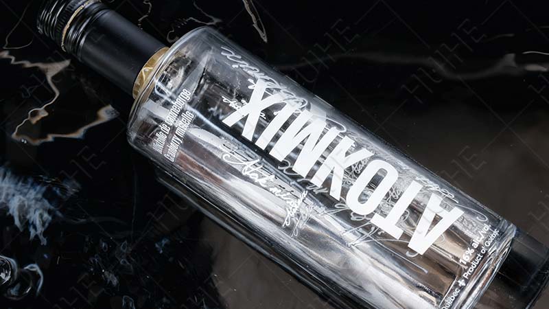 Custom vs Standard Glass Bottles-printing logo