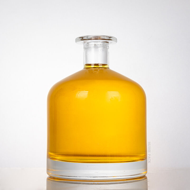 Classic Smooth Bulbous Shape Tequila Bottle Mead Bottle