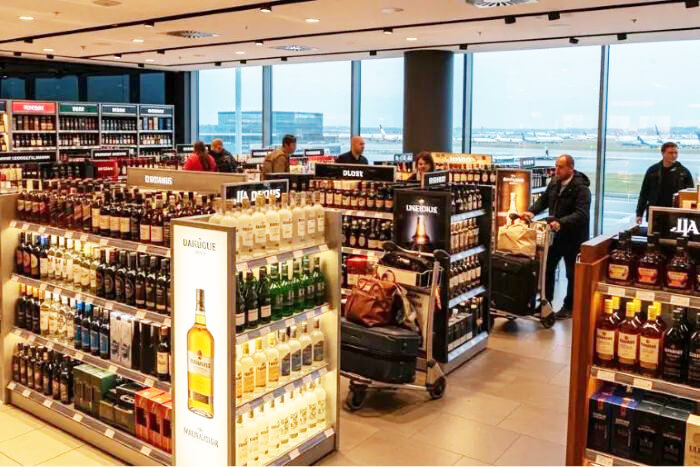 middle-east-travel-retail-glass-packaging 02 拷贝.jpg