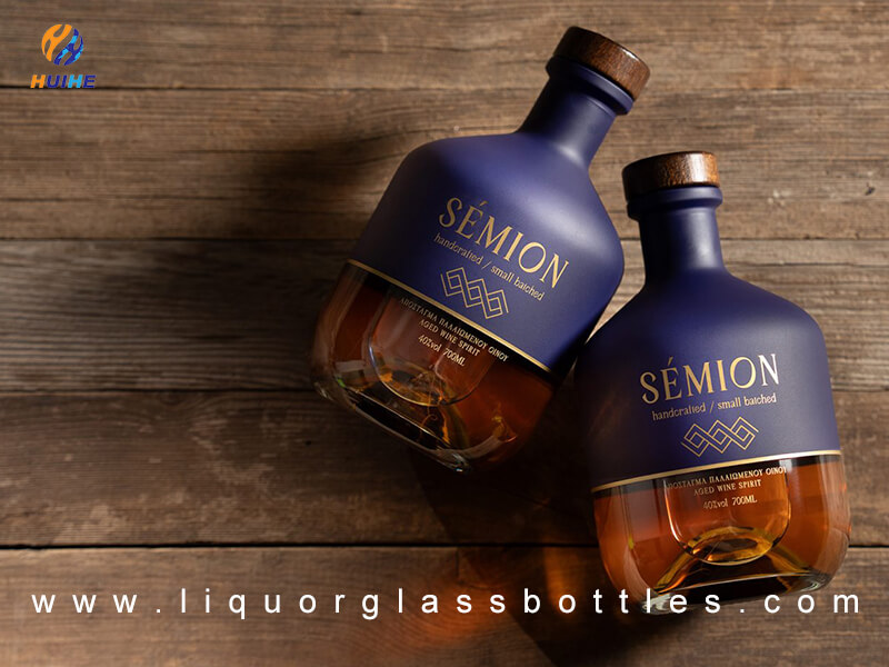custom wholesale spirits glass bottles.jpg